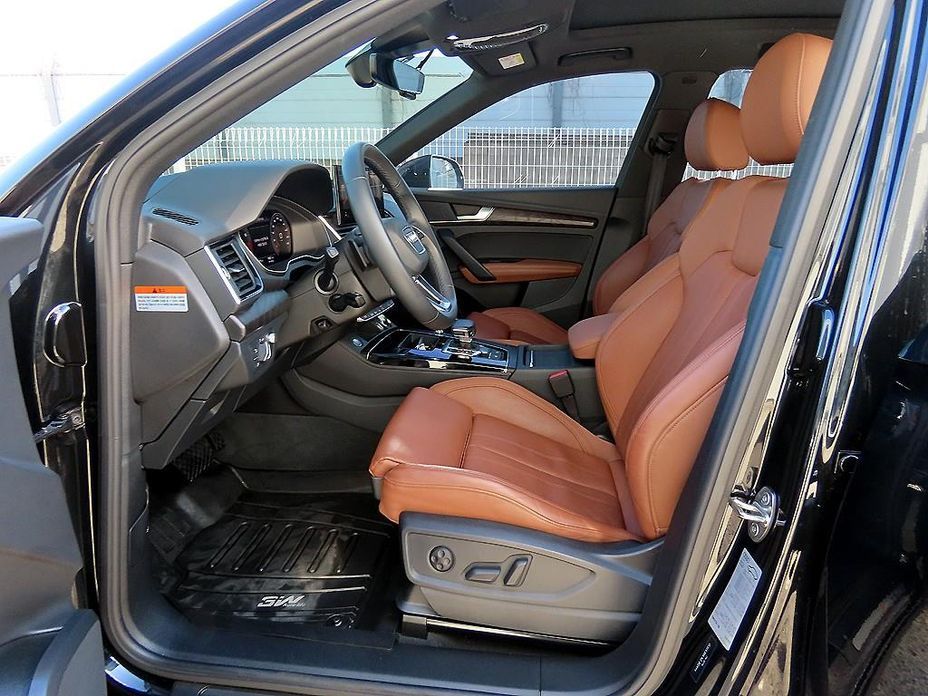 Audi Q5 45 TFSI Quattro Premium, 2023