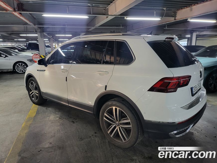 Volkswagen Tiguan 2.0 TDI 4Motion Prestige, 2023