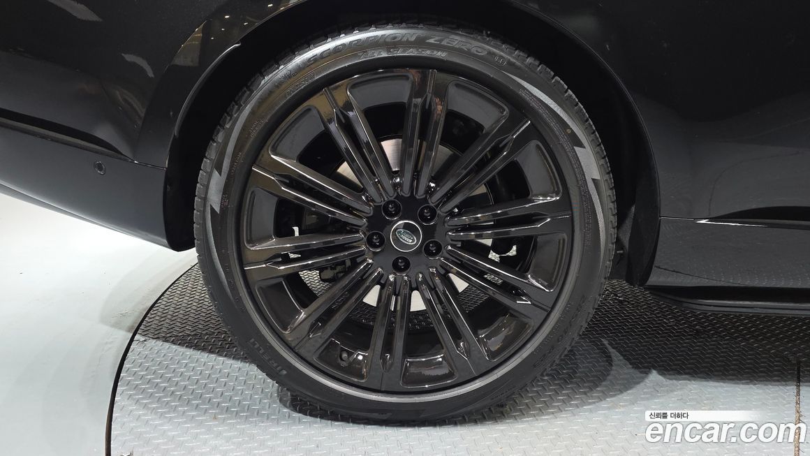 Land Rover Range Rover P530 Autobiography Long Wheel Base, 2024