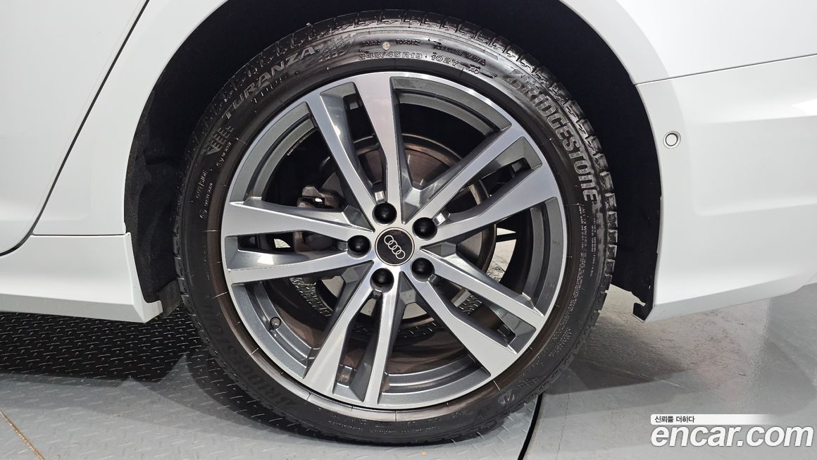 Audi A6 40 TDI Premium, 2023