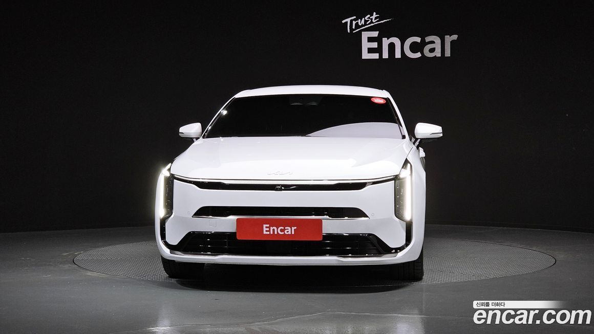 Kia K8 2.5 Gasoline 2WD, 2025