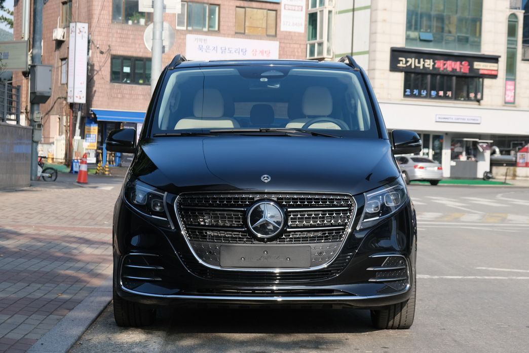 Mercedes-Benz V-Class V300 CDI, 2025