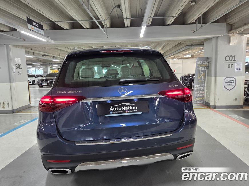 Mercedes-Benz GLE-Class GLE300d 4MATIC, 2026