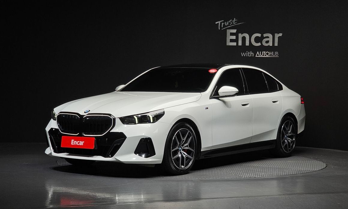 BMW 5-Series 520i Special Edition, 2024