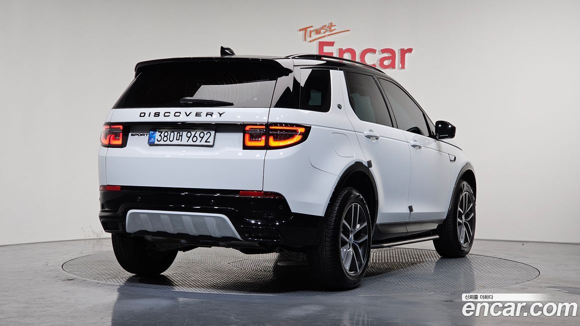 Land Rover Discovery Sport P250 Dynamic SE, 2025