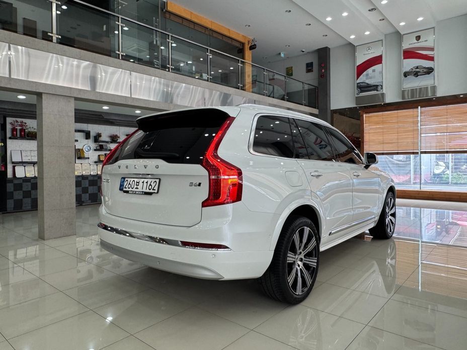 Volvo XC90 B6 Inscription, 2022