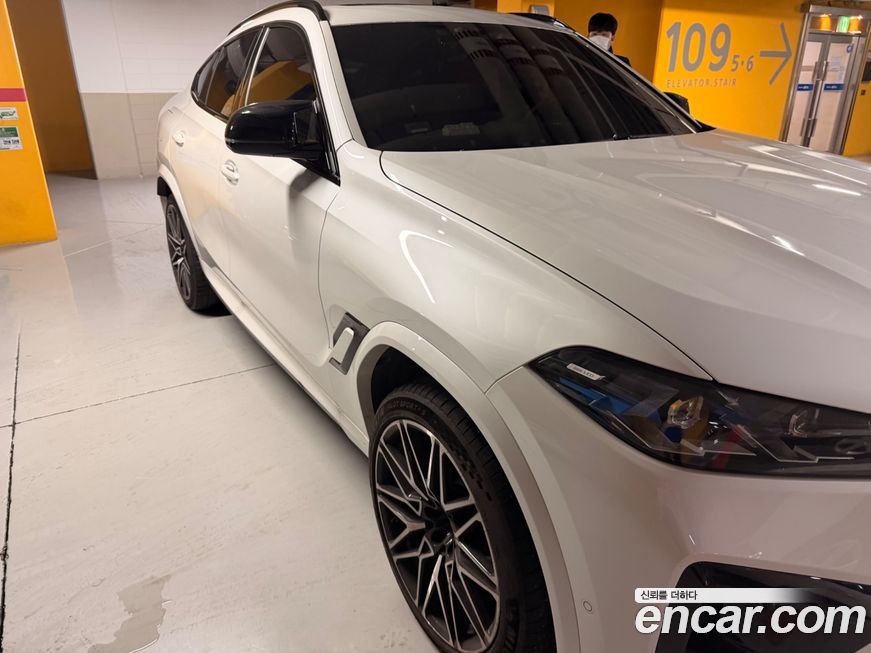 BMW X6M 4.4 Competition, 2024