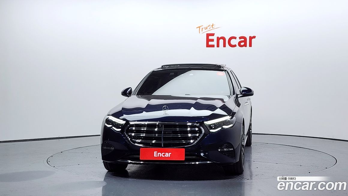 Mercedes-Benz E-Class E300 4MATIC Exclusive, 2024