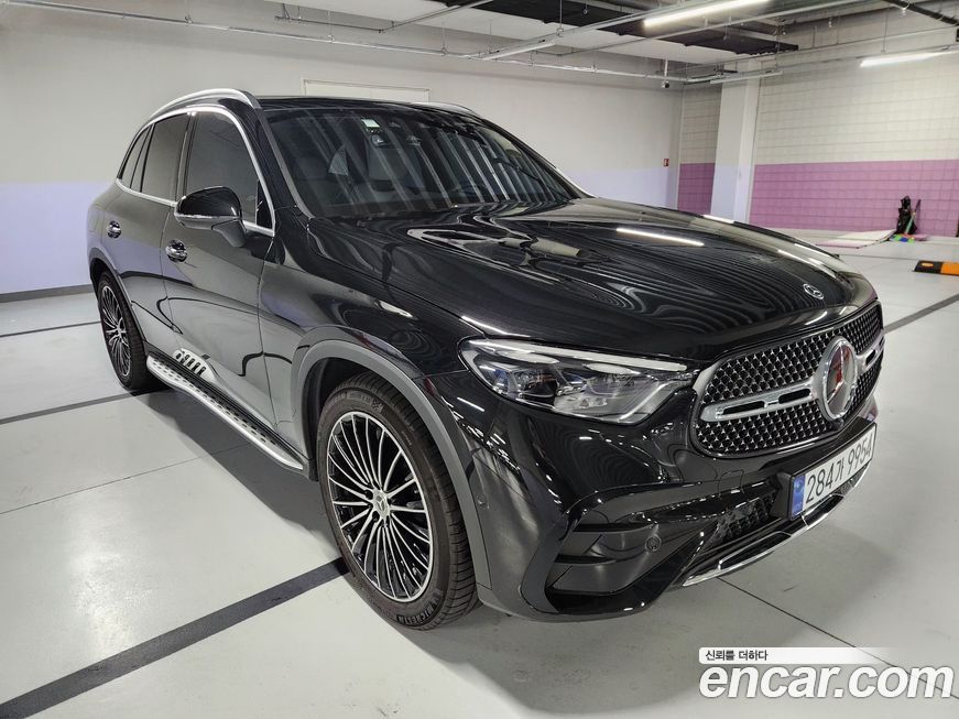 Mercedes-Benz GLC-Class GLC300 4MATIC AMG Line, 2025