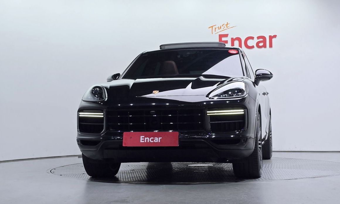Porsche Cayenne 4.0 Turbo, 2022