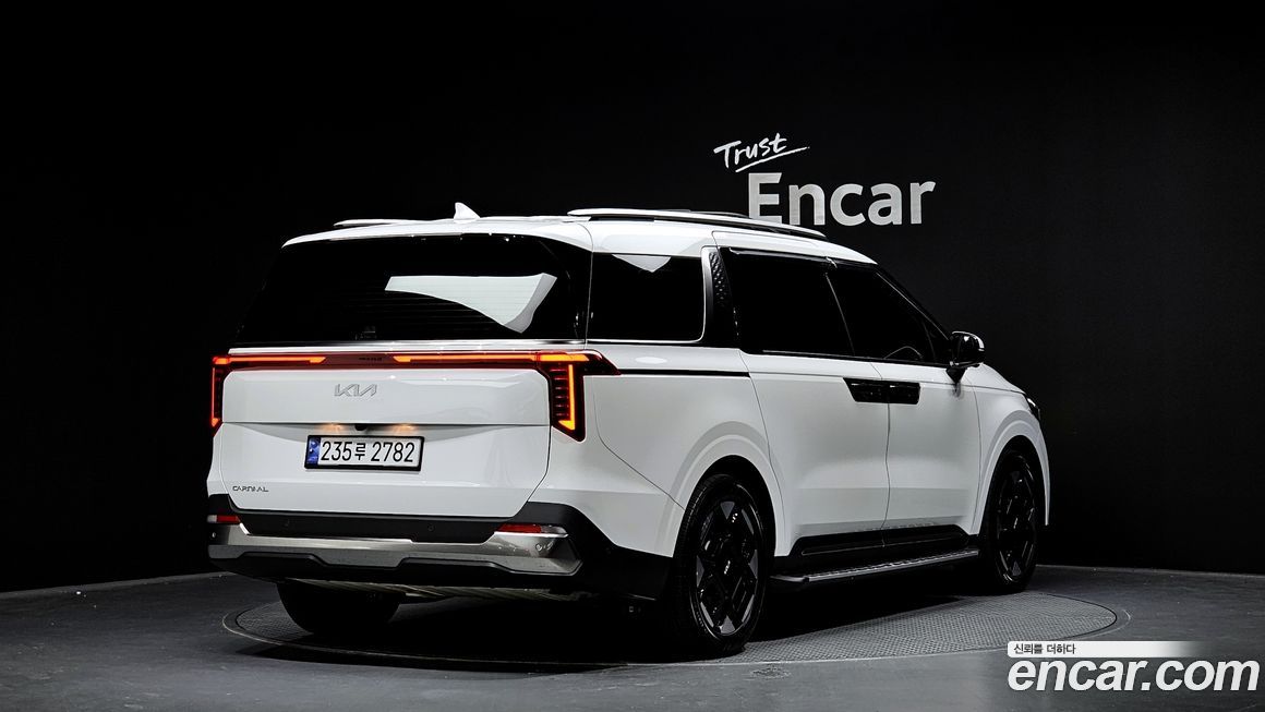 Kia Carnival 9-Seater Noblesse, 2024