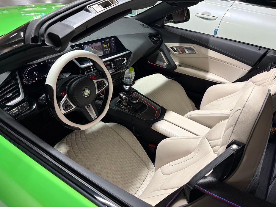 BMW Z4 M40i, 2025