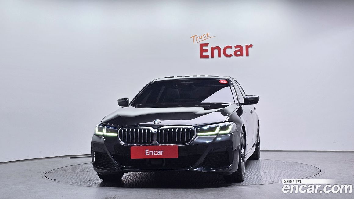 BMW 5-Series 530i M Sport Package, 2023