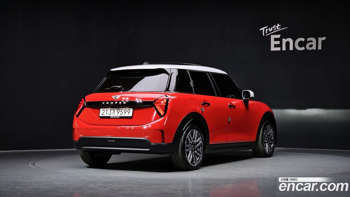 Mini Cooper 5Door Classic, 2025
