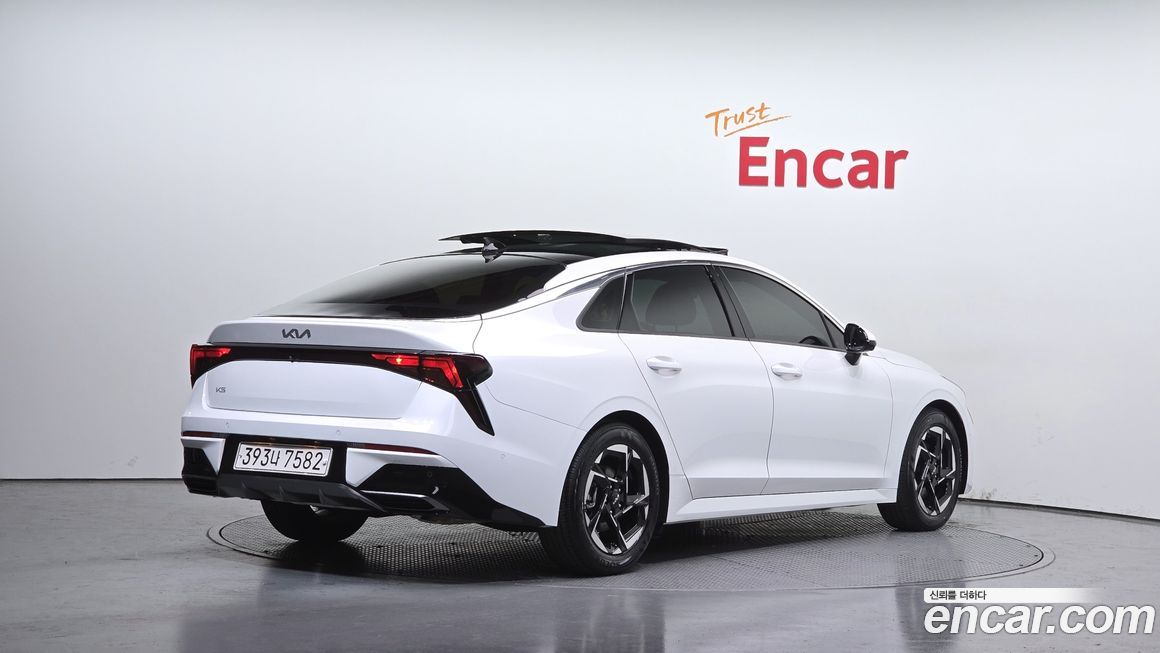 Kia K5 2.0, 2024