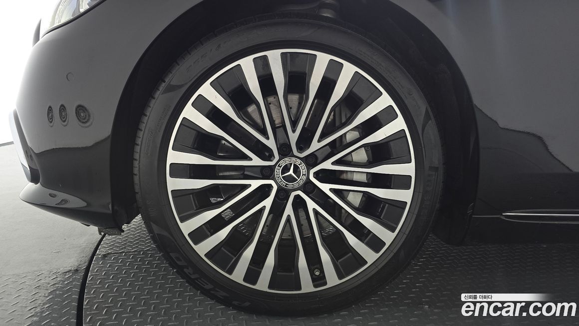 Mercedes-Benz S-Class S450L 4MATIC, 2023