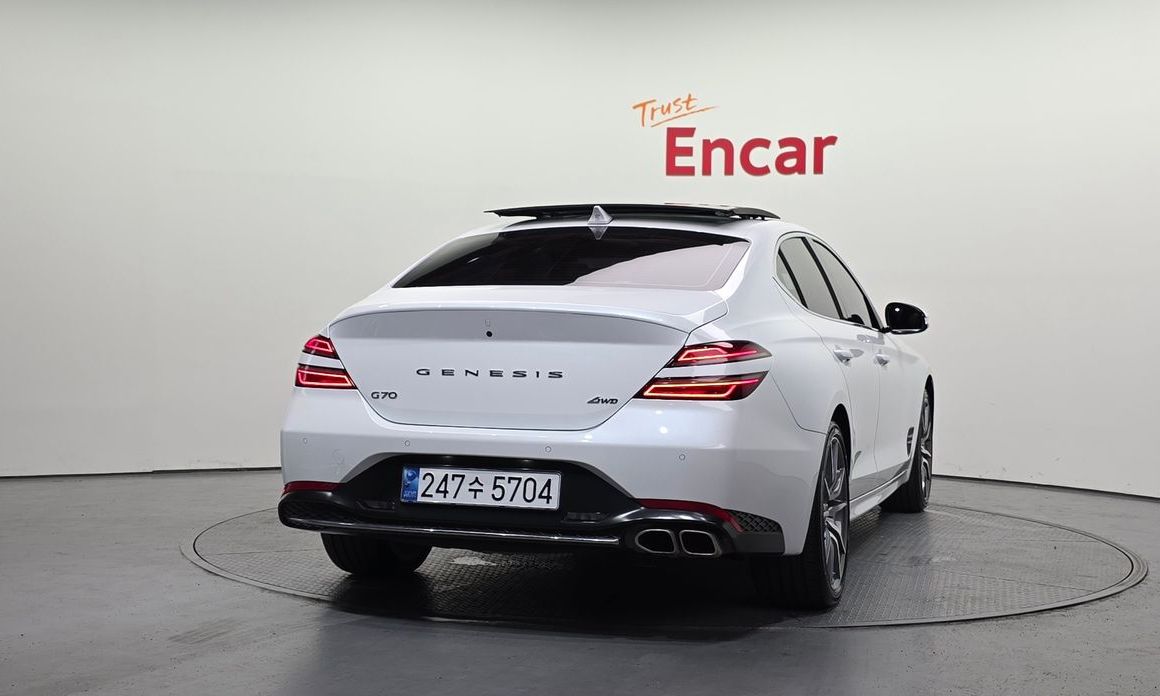 Genesis G70 Gasoline 2.0T 4WD, 2022