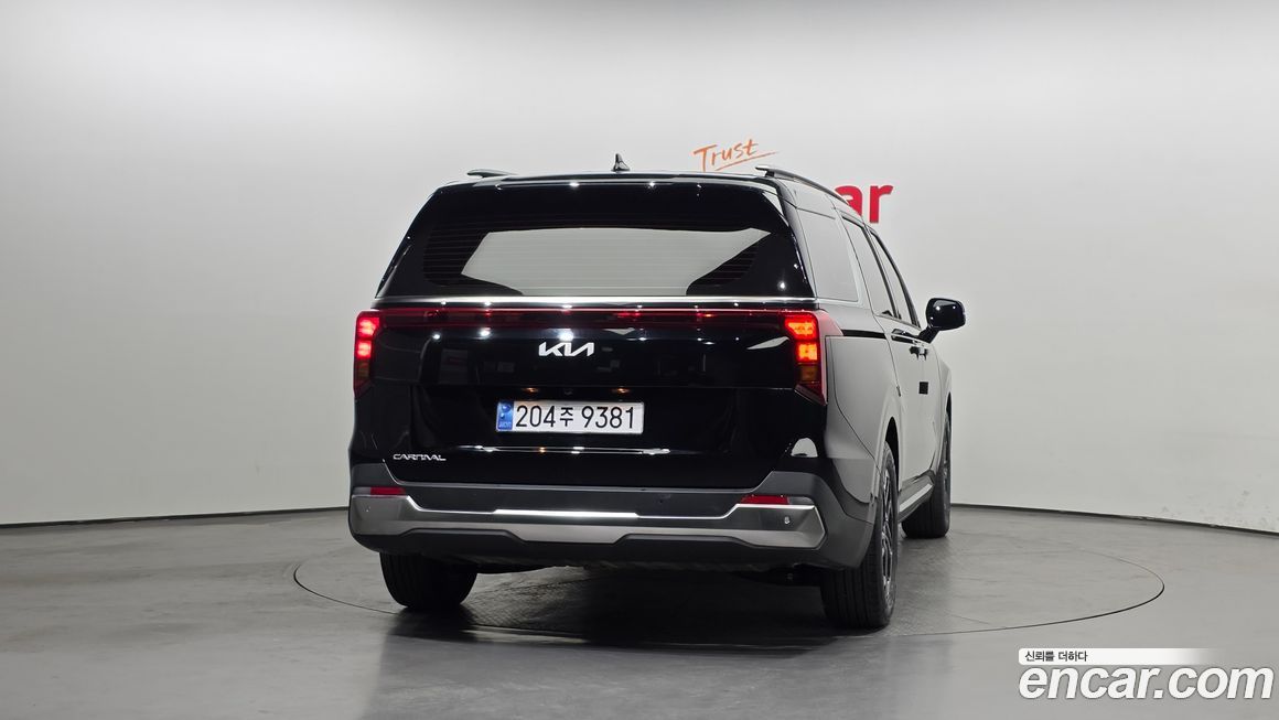 Kia Carnival 9-Seater Noblesse, 2025