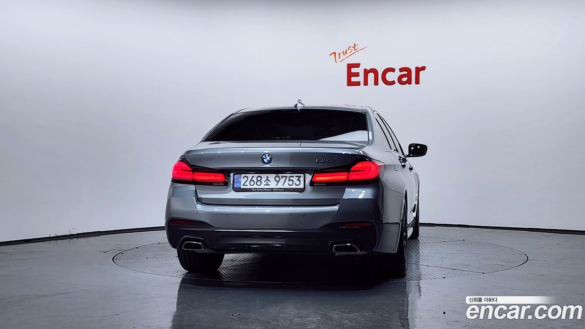 BMW 5-Series 520i M Sport, 2023