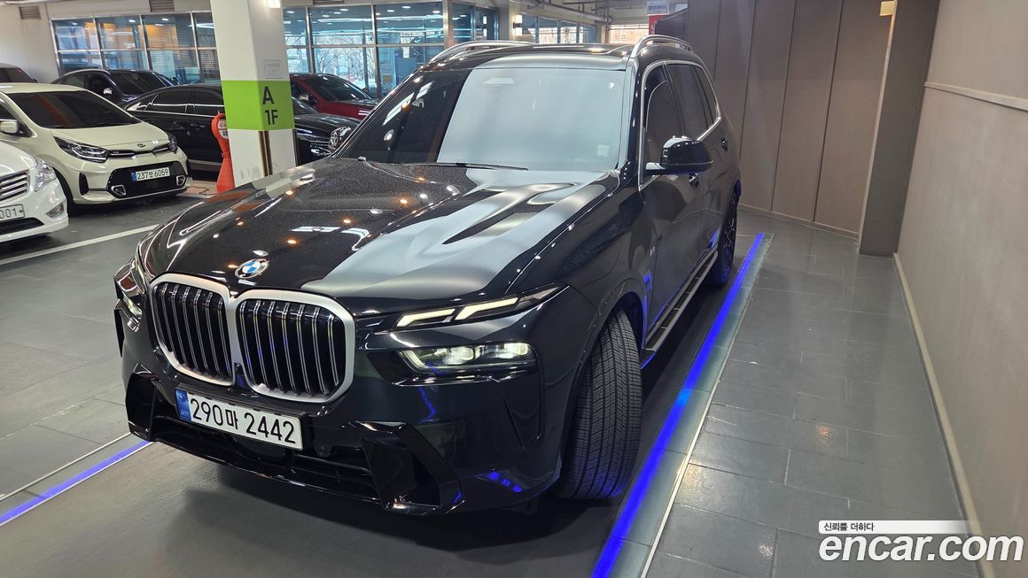 BMW X7 xDrive 40i M Sport 6STR, 2024