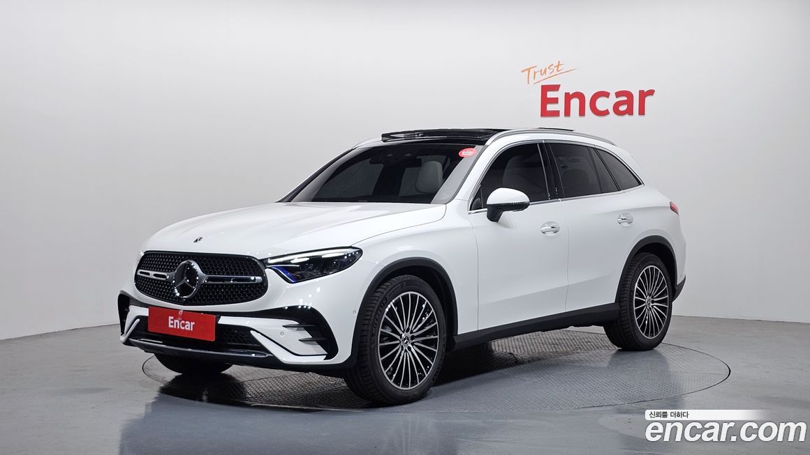Mercedes-Benz GLC-Class GLC300 4MATIC AMG Line, 2026