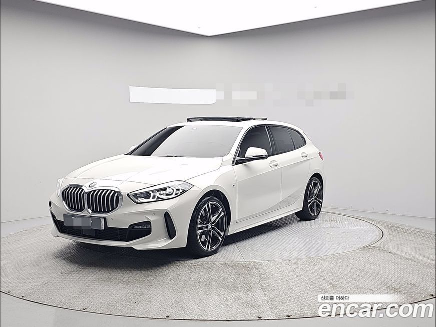 BMW 1-Series 120i M Sports, 2023