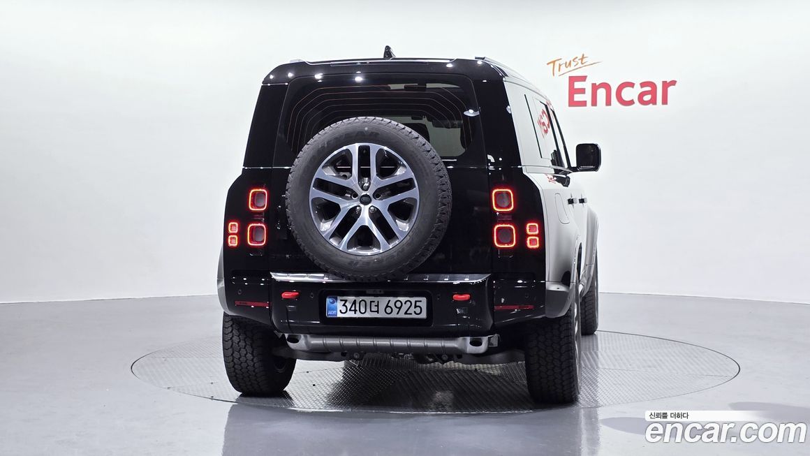 Land Rover Defender 110 P400 X, 2025