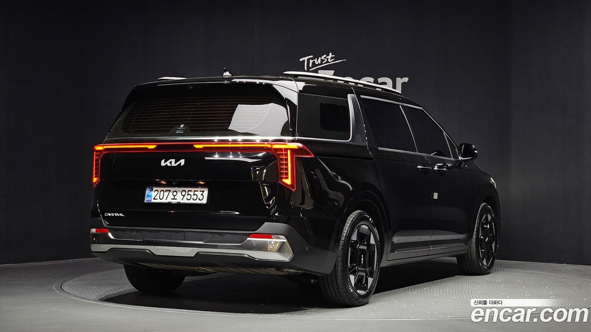 Kia Carnival 9-Seater Noblesse, 2024