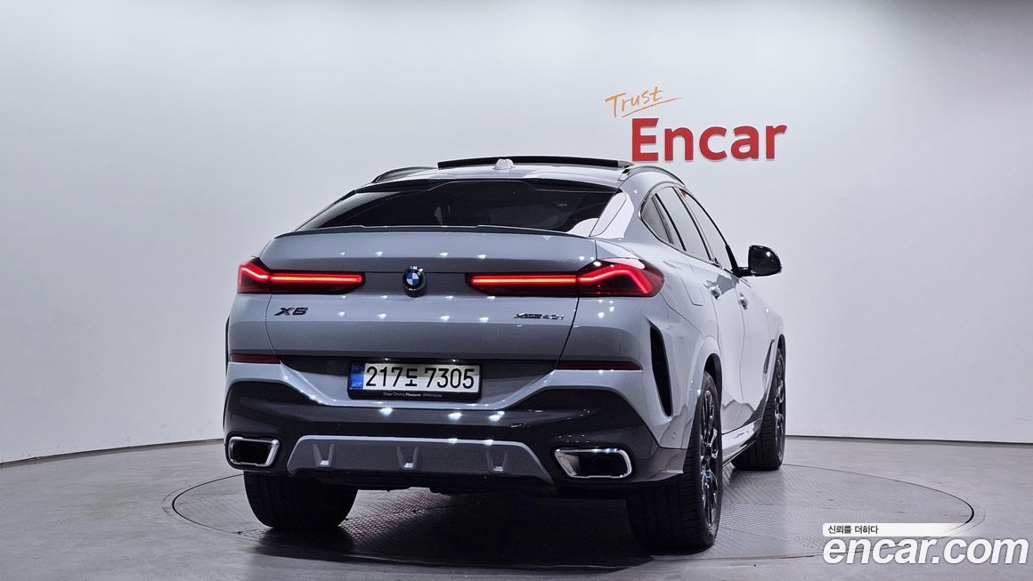 BMW X6 xDrive40i M Sport, 2025
