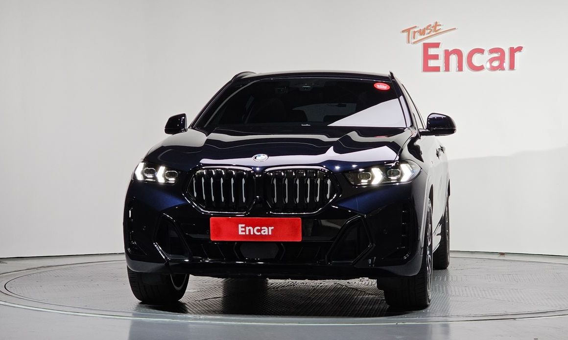 BMW X6 xDrive40i M Sport, 2025