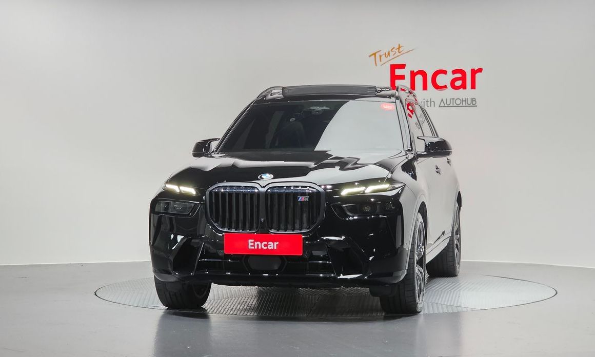 BMW X7 M60i xDrive M sport 6STR, 2025