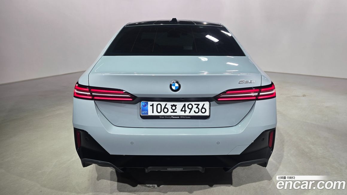 BMW 5-Series 520i M Sport, 2024