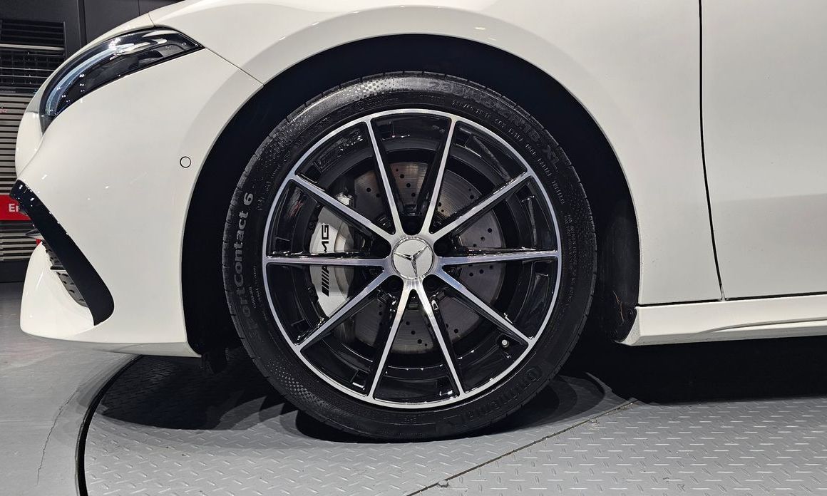 Mercedes-Benz A-Class AMG A35 4MATIC Sedan, 2024
