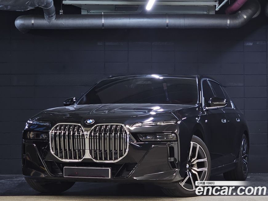 BMW 7-Series 740i xDrive M Sport, 2024