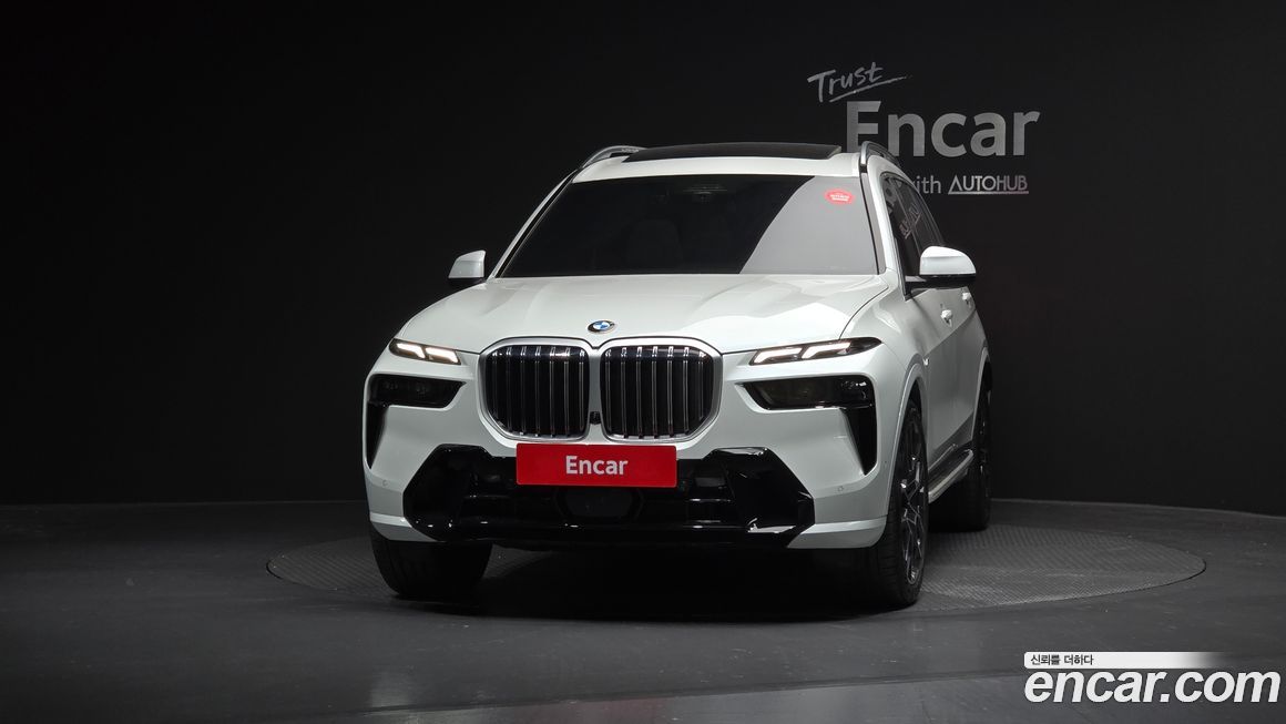 BMW X7 xDrive 40i M Sport 6STR, 2025