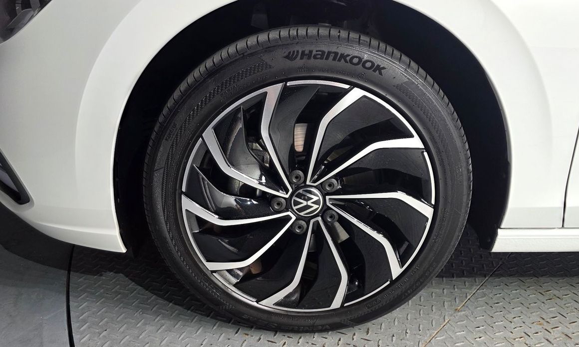 Volkswagen Golf 2.0 TDI Prestige, 2024