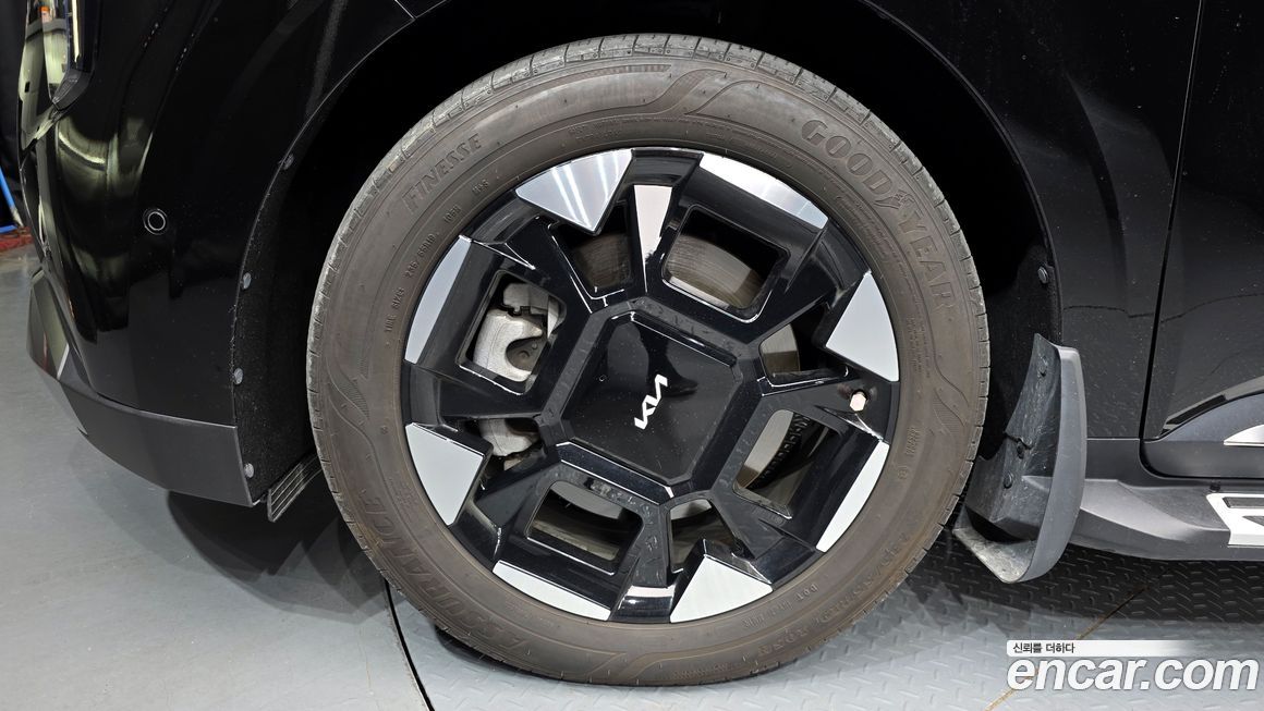 Kia Carnival 7-Seater Noblesse, 2024