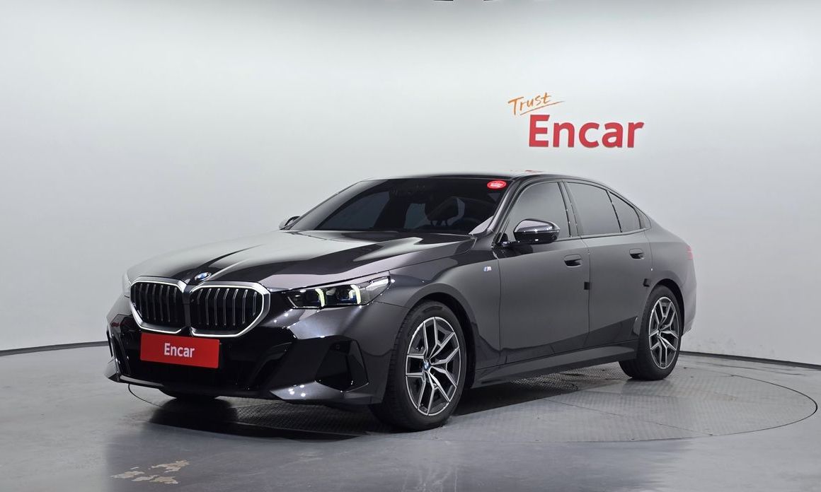 BMW 5-Series 520i M Sport, 2024