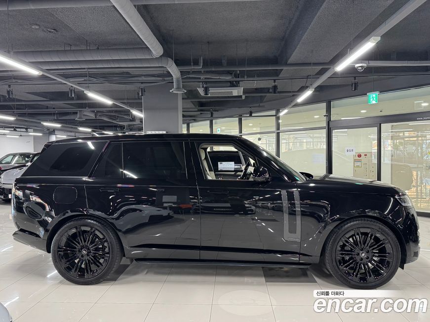 Land Rover Range Rover P530 Autobiography Long Wheel Base, 2025