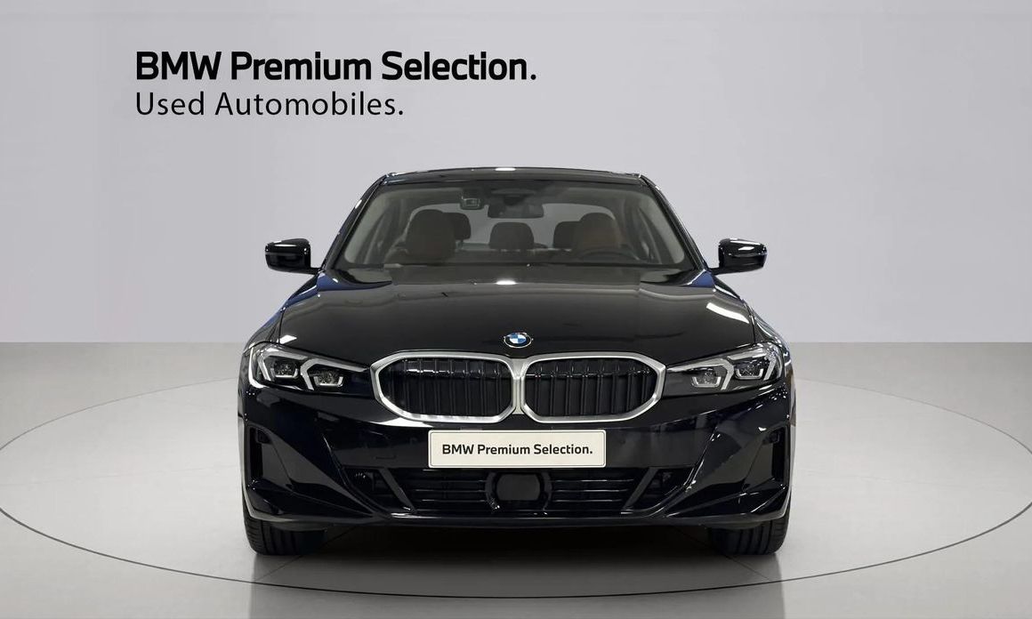 BMW 3-Series 320i, 2025