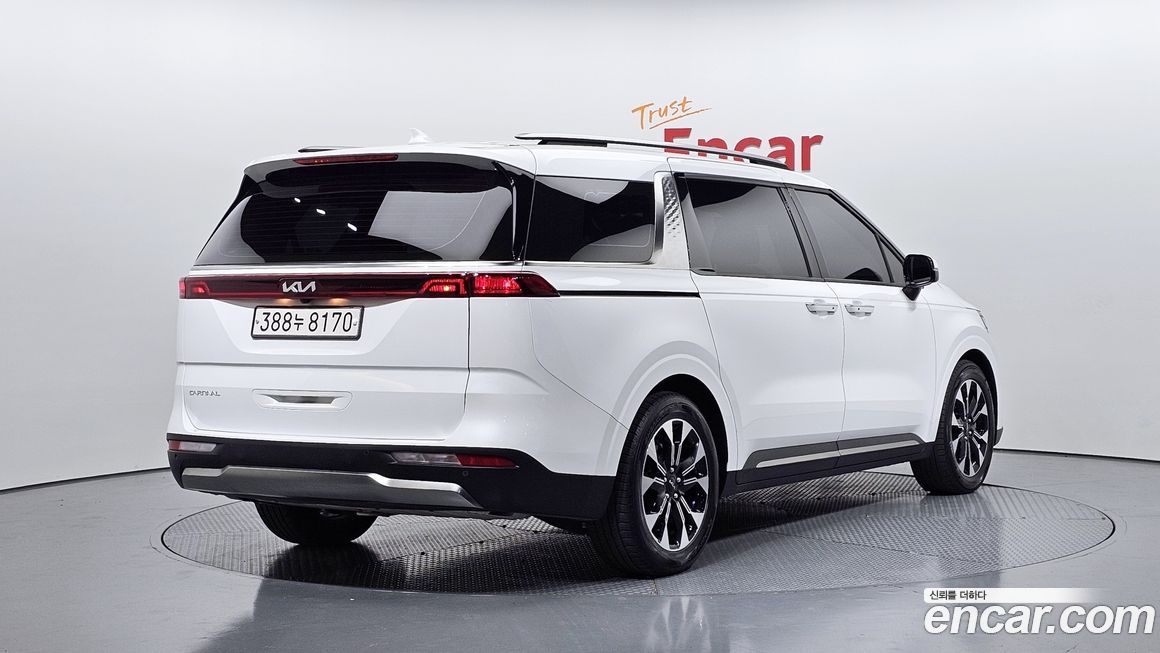 Kia Carnival 7-Seater Noblesse, 2023