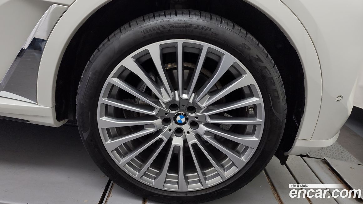 BMW X7 xDrive 40d Design Pure Excellence 6-Seater, 2024