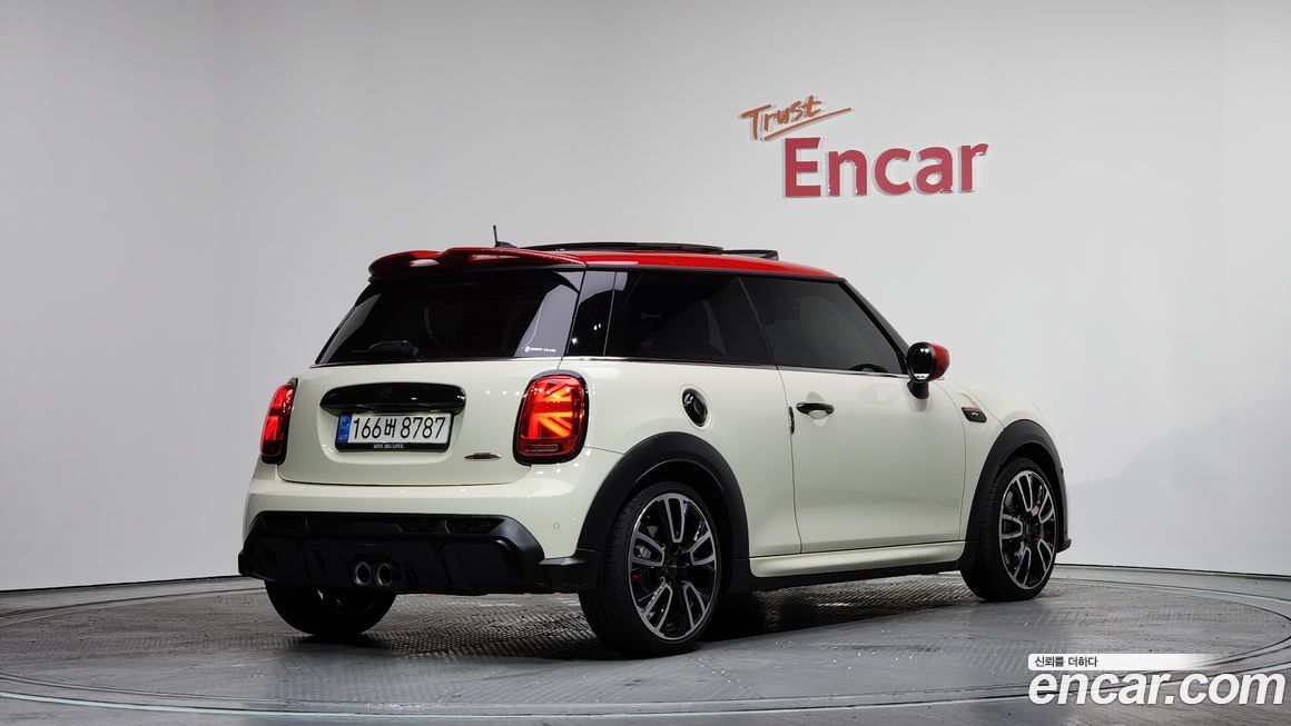Mini Cooper JCW, 2023