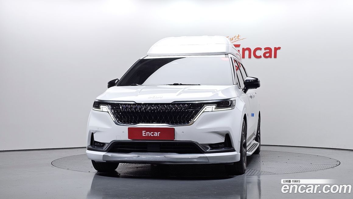 Kia Carnival 7-Seater Hi-Limousine, 2021