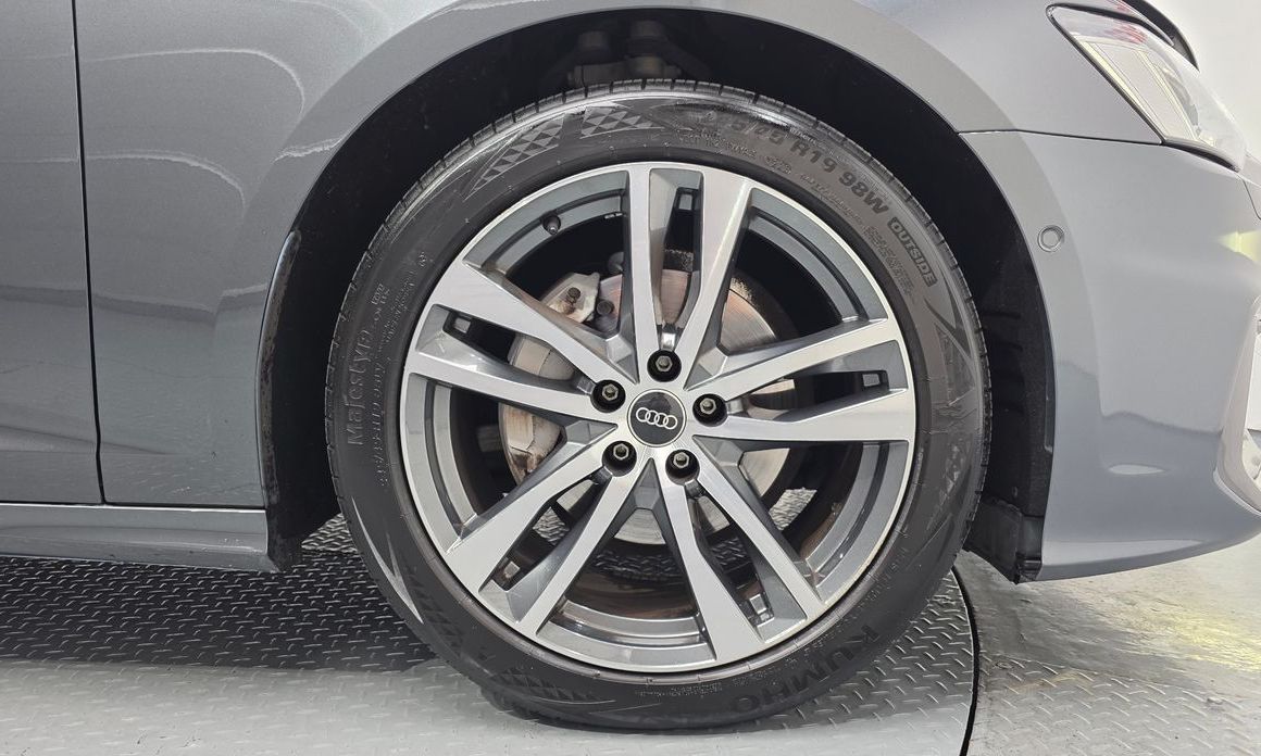 Audi A6 40 TDI Premium, 2022