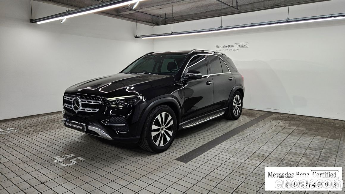 Mercedes-Benz GLE-Class GLE300d 4MATIC, 2023