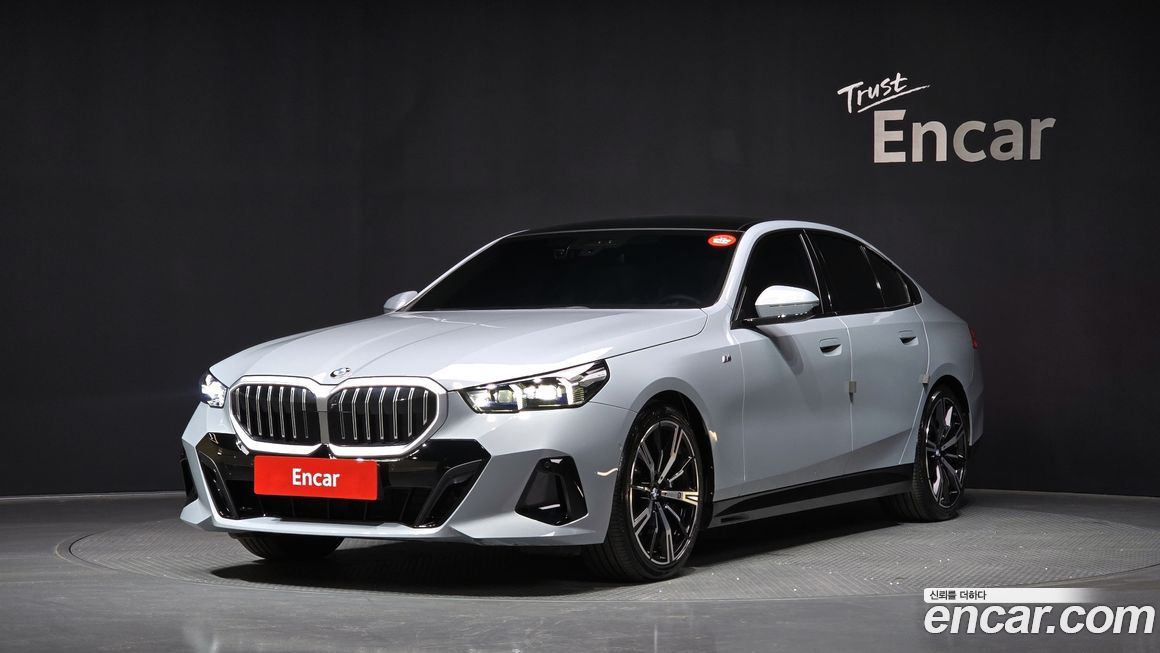 BMW 5-Series 530i xDrive M Sport, 2024