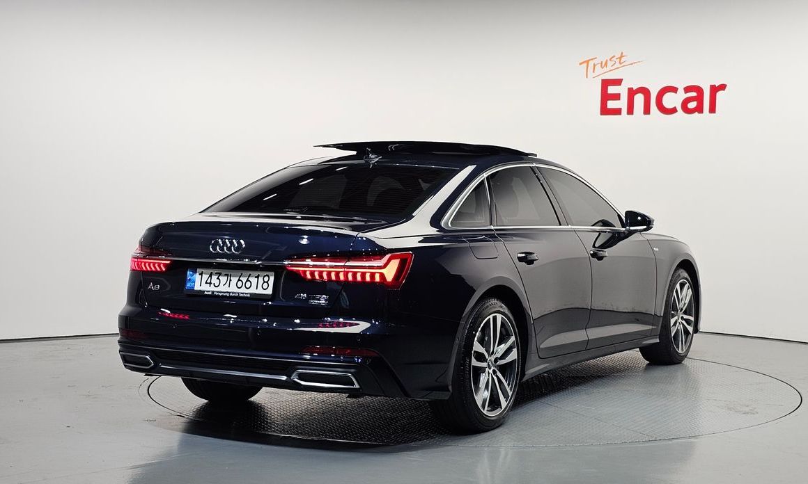 Audi A6 45 TFSI Quattro Premium, 2022