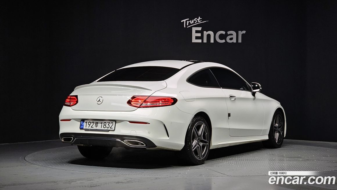 Mercedes-Benz C-Class C200 Coupe, 2022