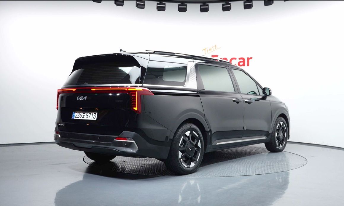 Kia Carnival 9-Seater Noblesse, 2025